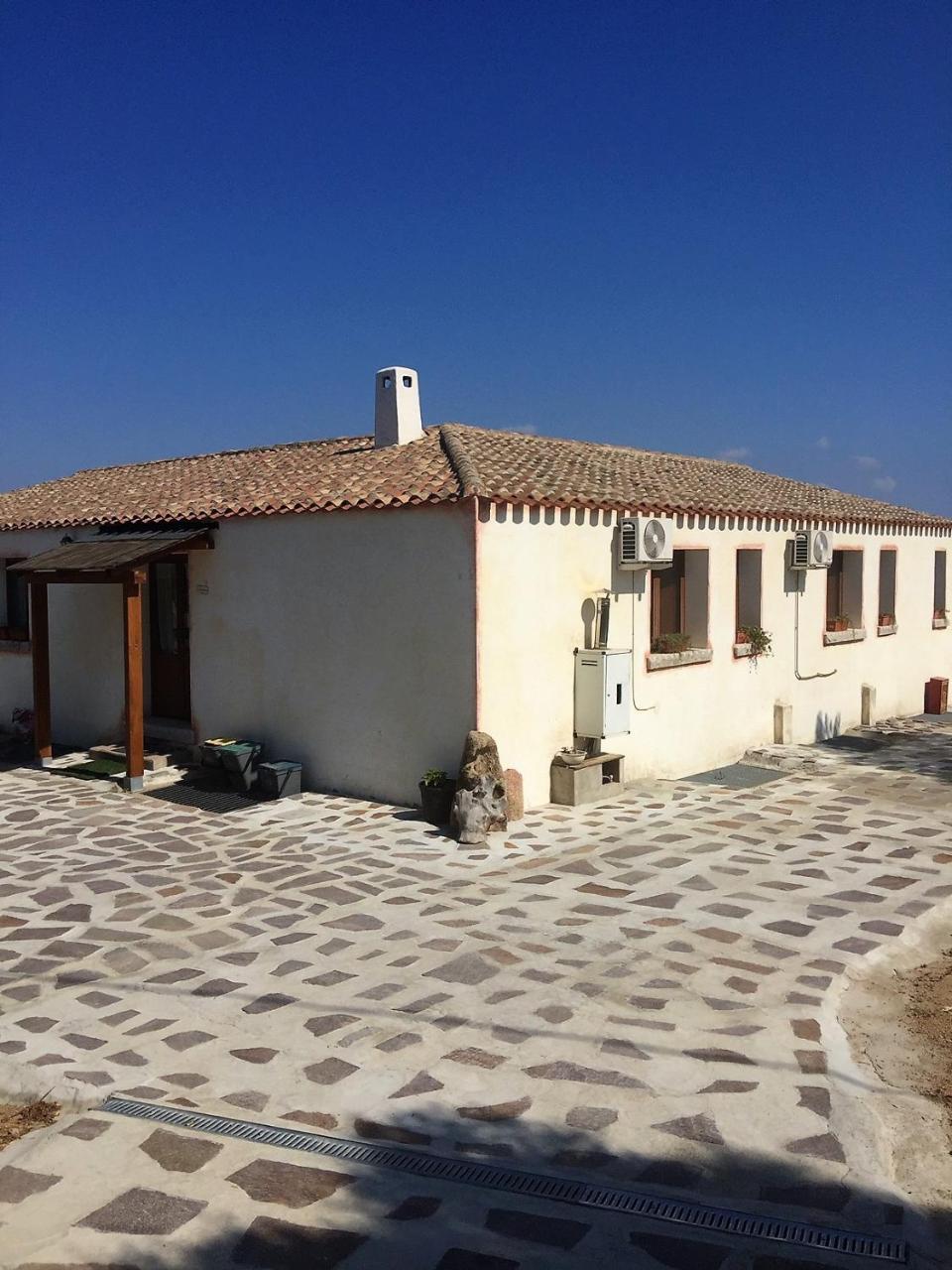 B&B Su Donnigheddu Rudalza Exterior foto